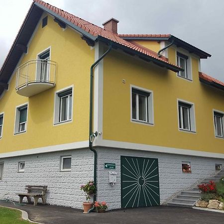 Gaestehaus Jeindl Hartmannsdorf Buitenkant foto