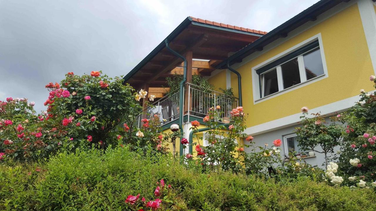 Gaestehaus Jeindl Hartmannsdorf Buitenkant foto
